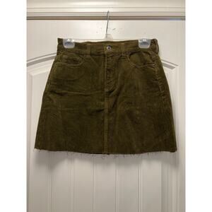 NWT Sneakpeek Women’s Raw Hem Stretch Corduroy Casual‎ Mini Skirt Size S Green